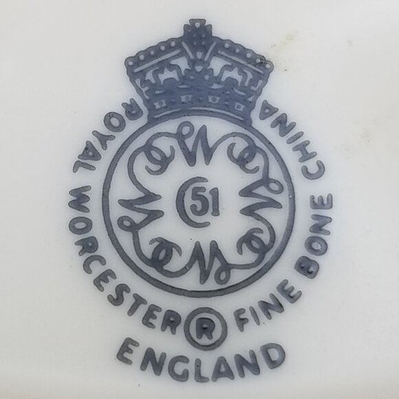 Royal Worcester Porcelain Cigarette Holder Hibiscus Flowers 1970 England Vase - Picture 10 of 11